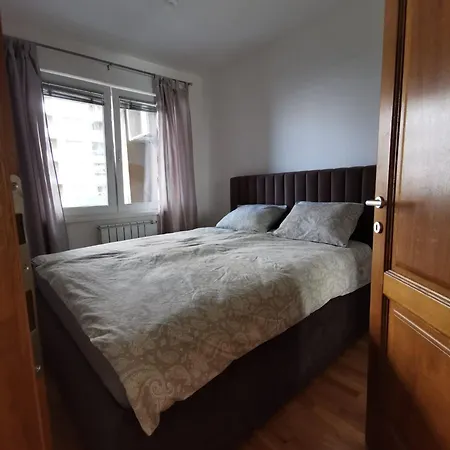 Apartment Mak